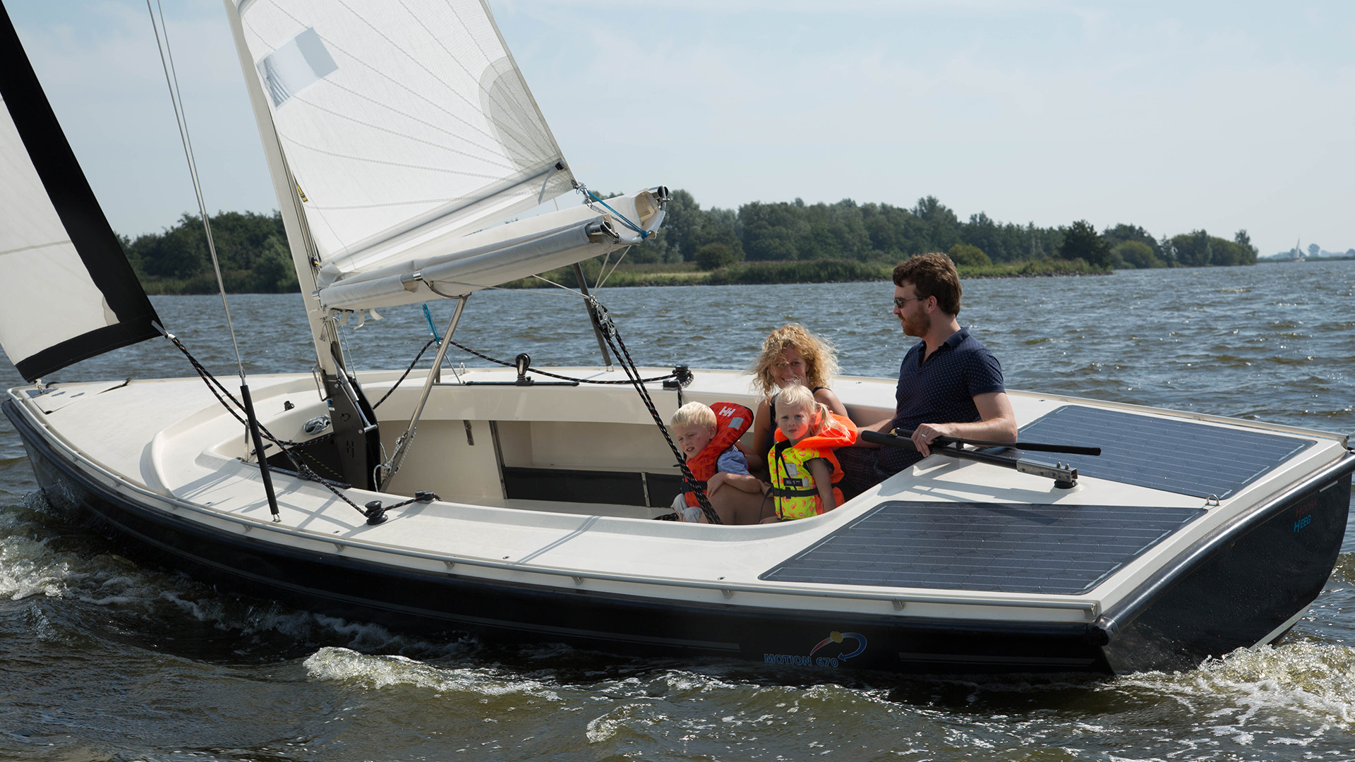 3. Hoora Yachten - Motion 670