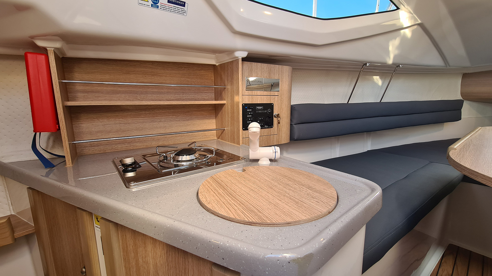 2. Hoora recreation - Karussell Kabinenboote Maxus 22