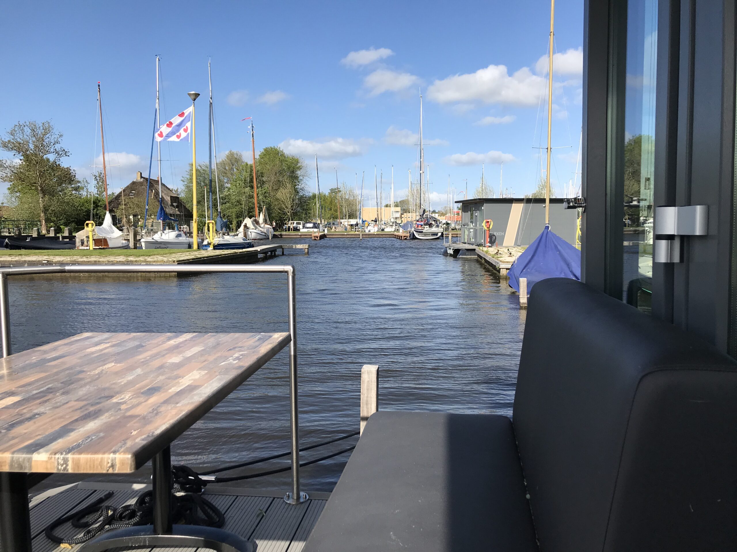 Houseboat terras